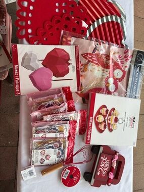 Red Valentine Party Decorations Kit - Home Party Supplies